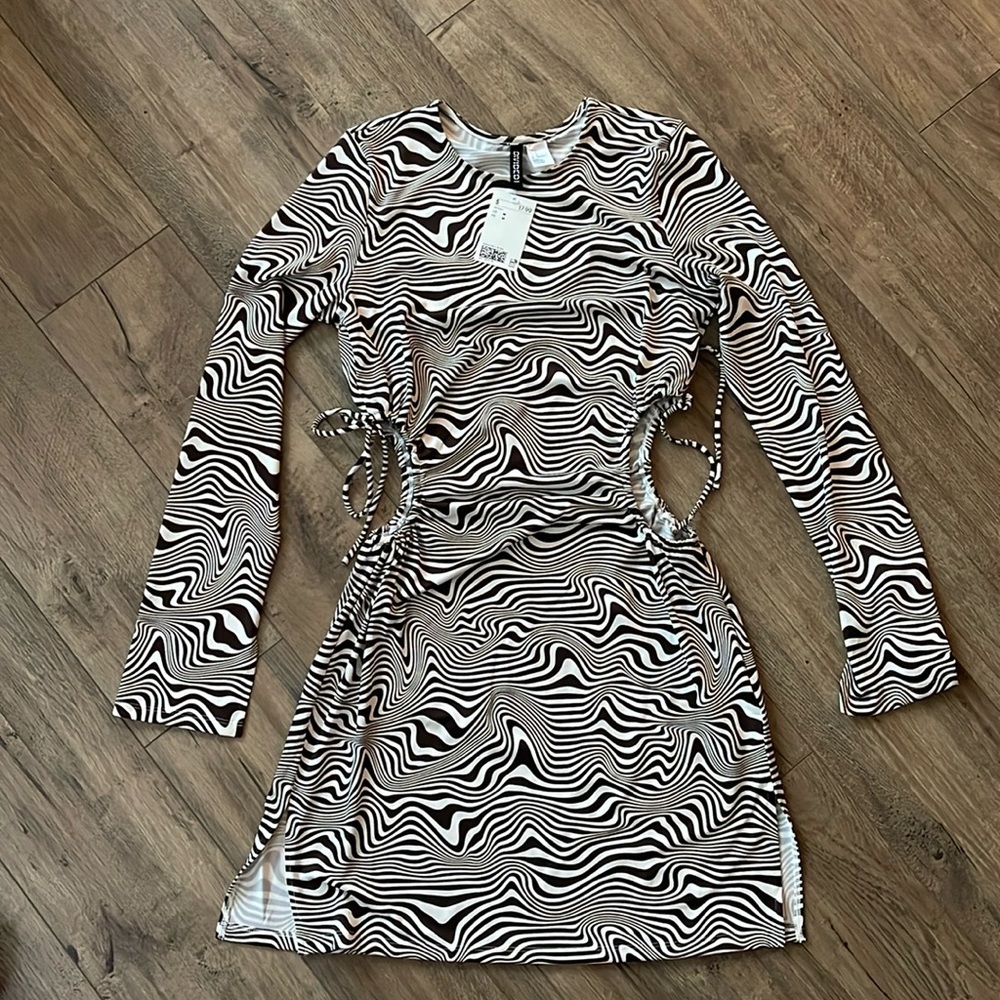 WOMENS ZEBRA STRIP DRESS
